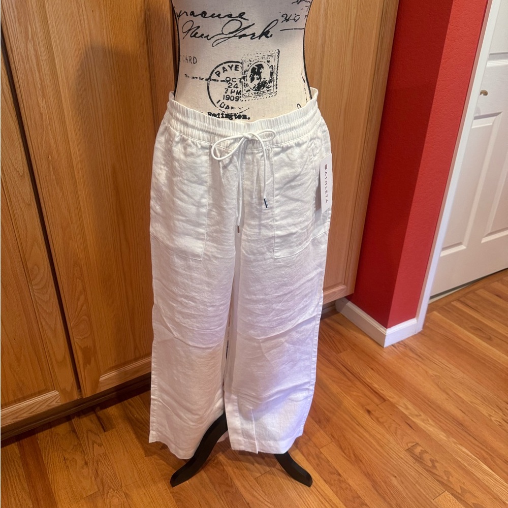 Athleta size 12 retreat linen wide leg pant. Secure pockets NEW